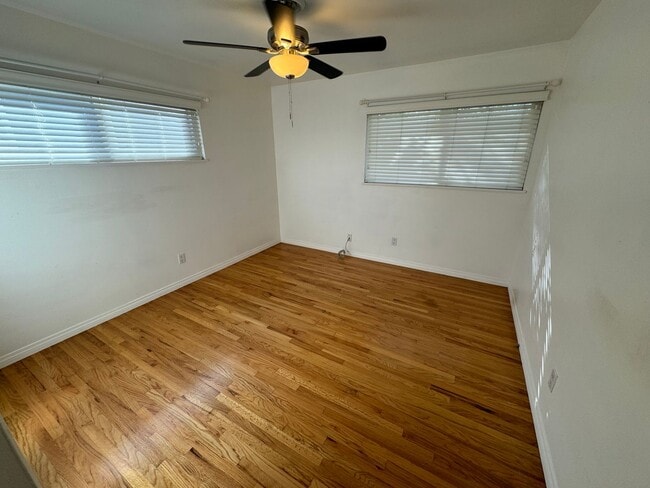 Building Photo - 3 Bedroom Single Level Home in Foothills o...