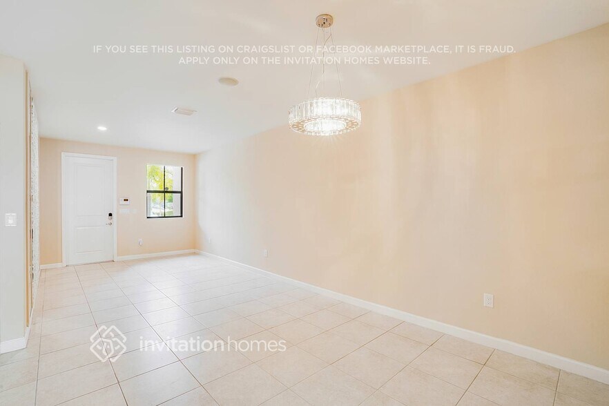 Building Photo - 25062 SW 115th Ave