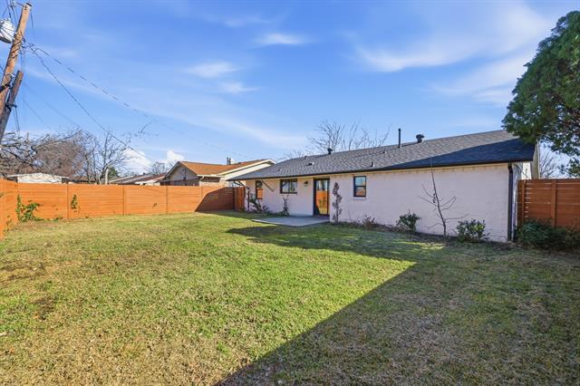 Building Photo - 864 Rainbow Trail