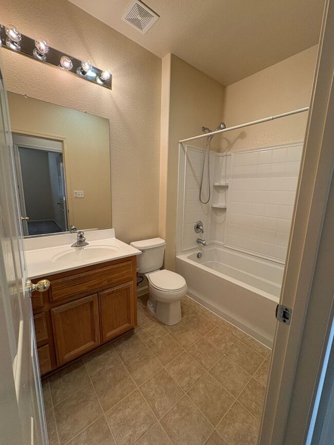 Building Photo - 2857 Tourbrook Way