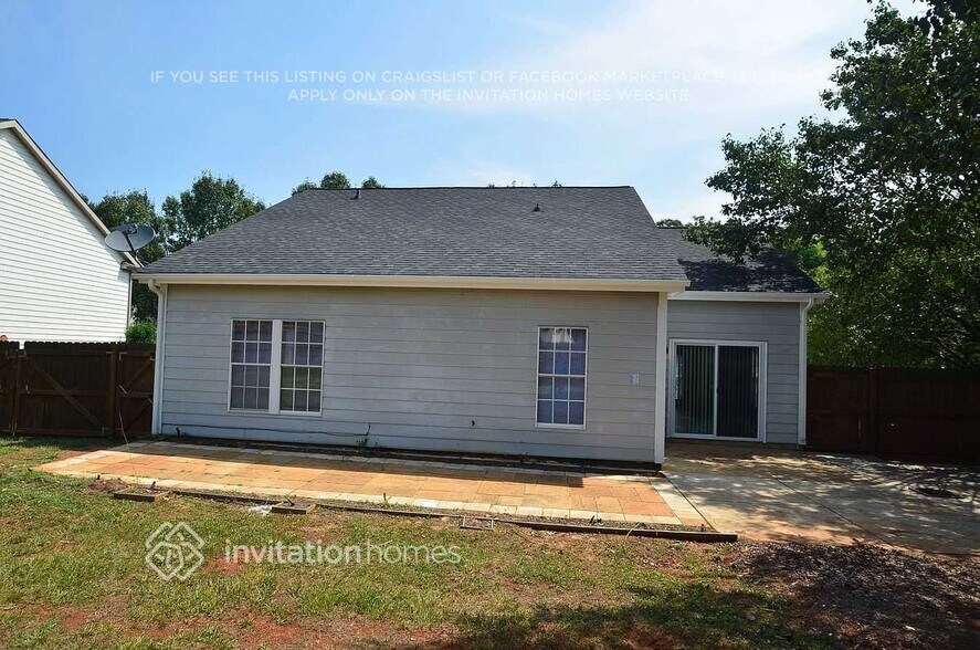 Building Photo - 1101 Gretna Green Dr