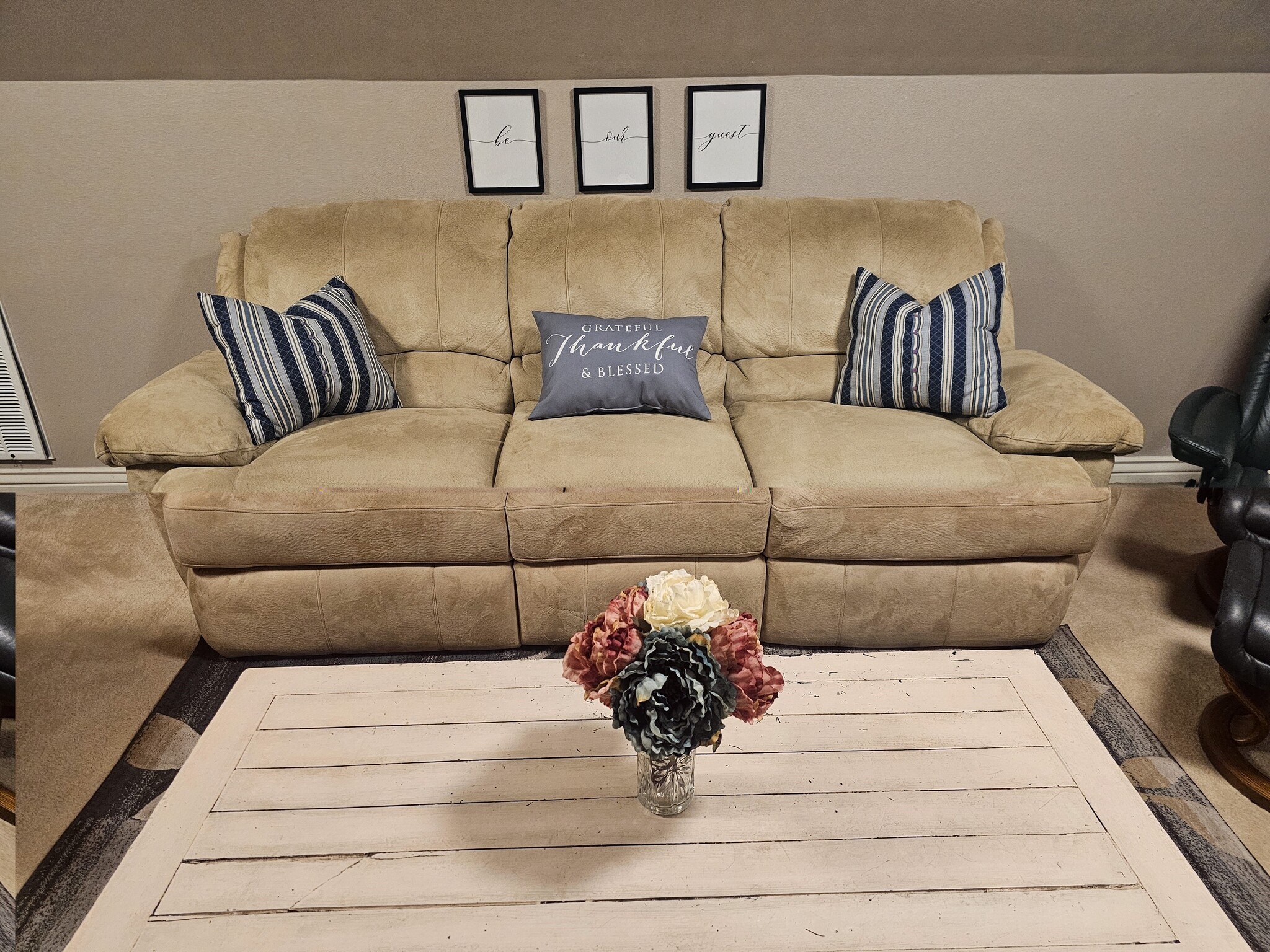 Building Photo - 2353 S Sandia Rd