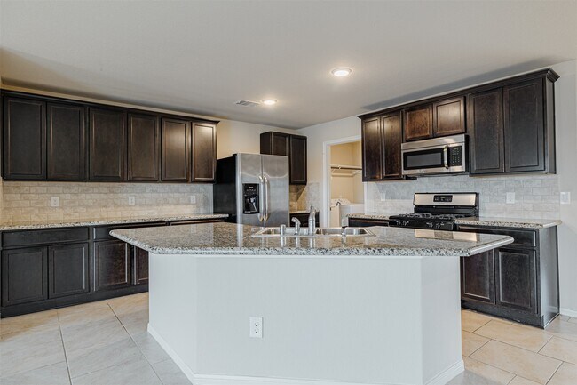 Building Photo - 3142 McDonough Way