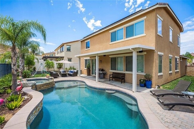 Building Photo - 36407 Yarrow Ct