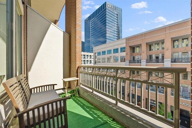 Building Photo - 265 18th St NW
