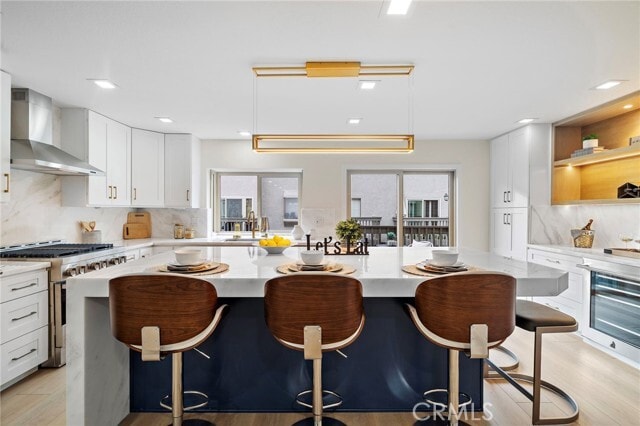 Building Photo - 10 Starfall