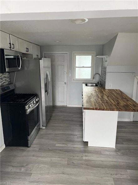 Building Photo - 360 Staten St