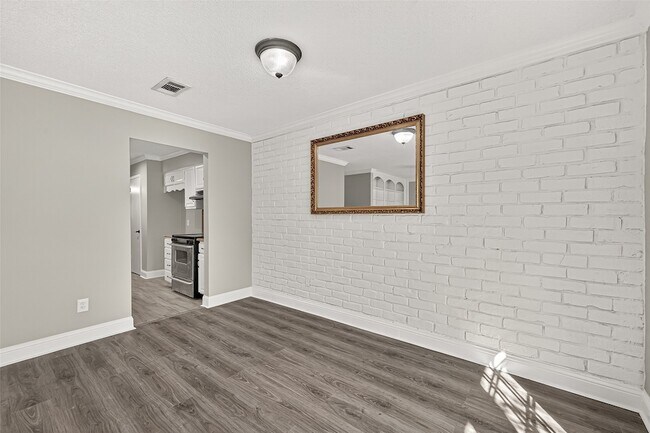 Building Photo - 14535 Misty Meadow Ln