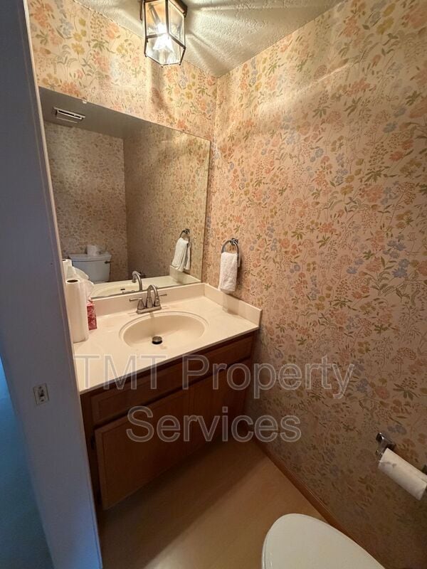 Building Photo - 2 Polvadera Ct