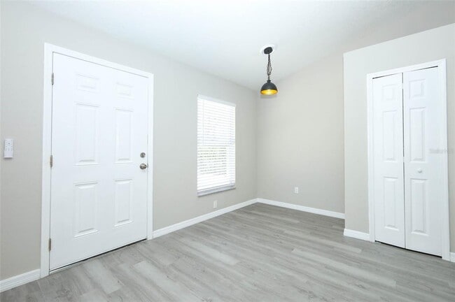 Building Photo - 786 Lincoln Pkwy