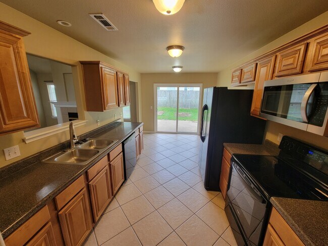 Building Photo - 1303 E Ken Leach Ct