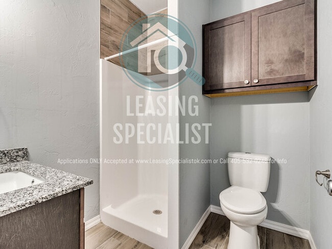 Building Photo - Central Norman 4 Bed 3 Bath House PRE-LEAS...