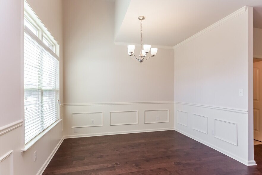 Building Photo - 3221 Puritan Way