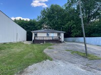 Building Photo - 1218 McCullough Pike