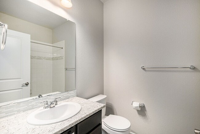 Building Photo - Stunningly Updated 3-Bedroom, 2-Bathroom T...