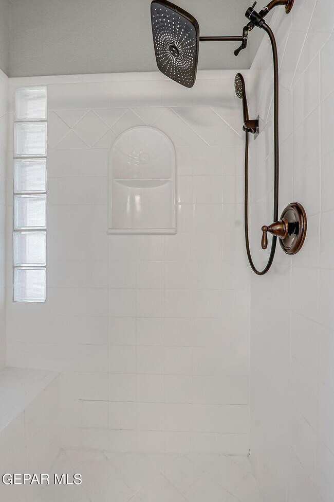 Building Photo - 485 Jeweled Mesa Ct