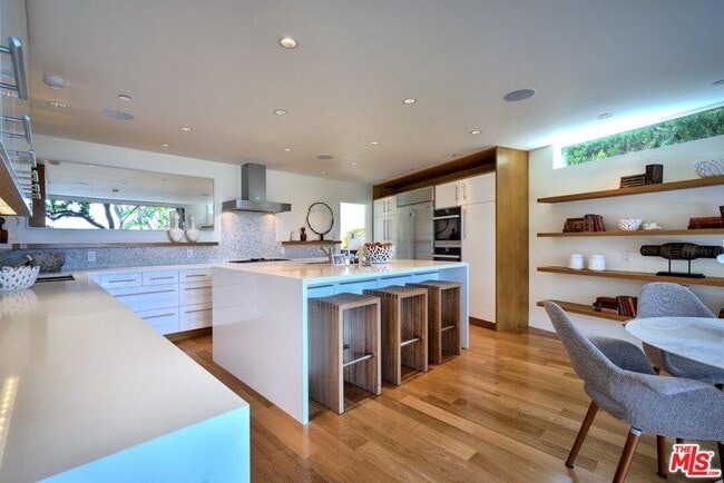 Building Photo - 2439 Carman Crest Dr