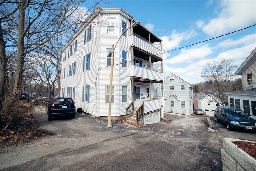 Building Photo - 14 Duffley Ct