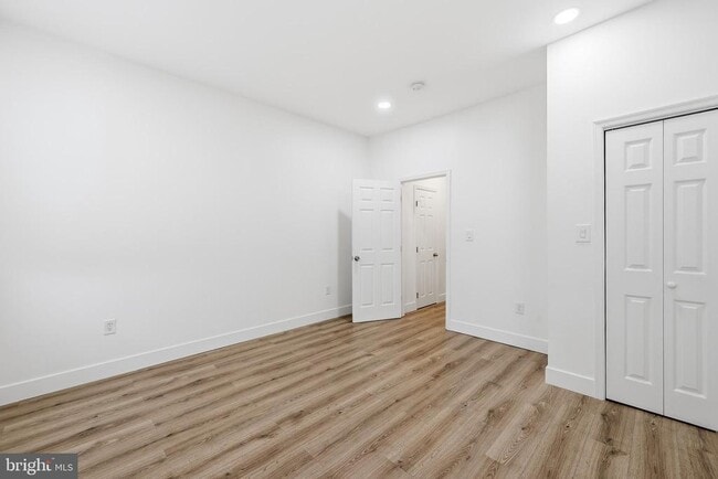 Building Photo - 2542 HARFORD Rd