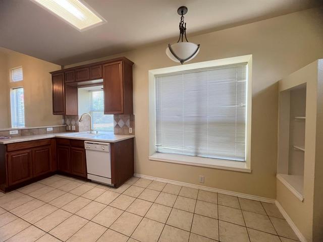 Building Photo - 6847 Winston Dr