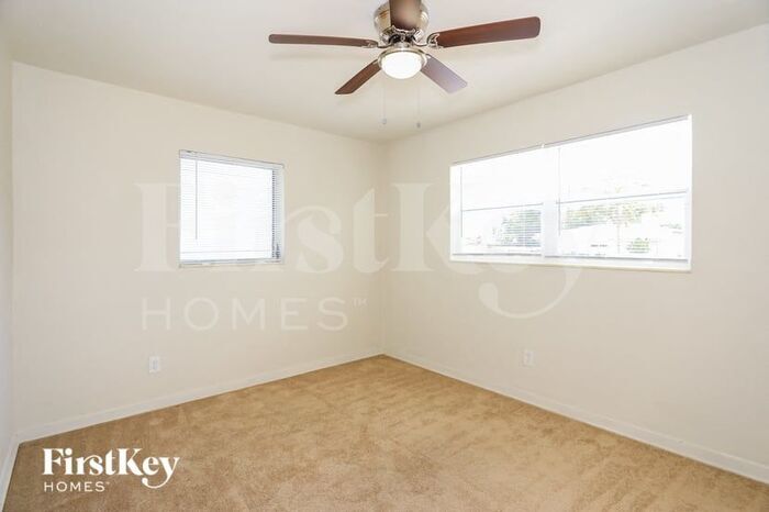 Building Photo - 6505 Flagler St