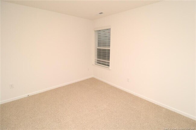Building Photo - 5810 Brambleberry Way