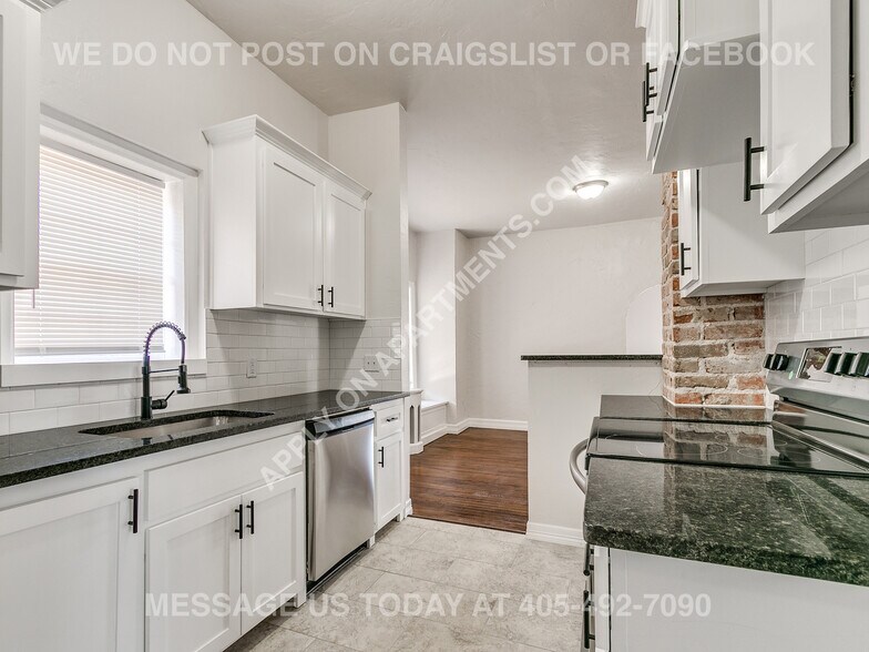 Building Photo - 1130 NW 39th St