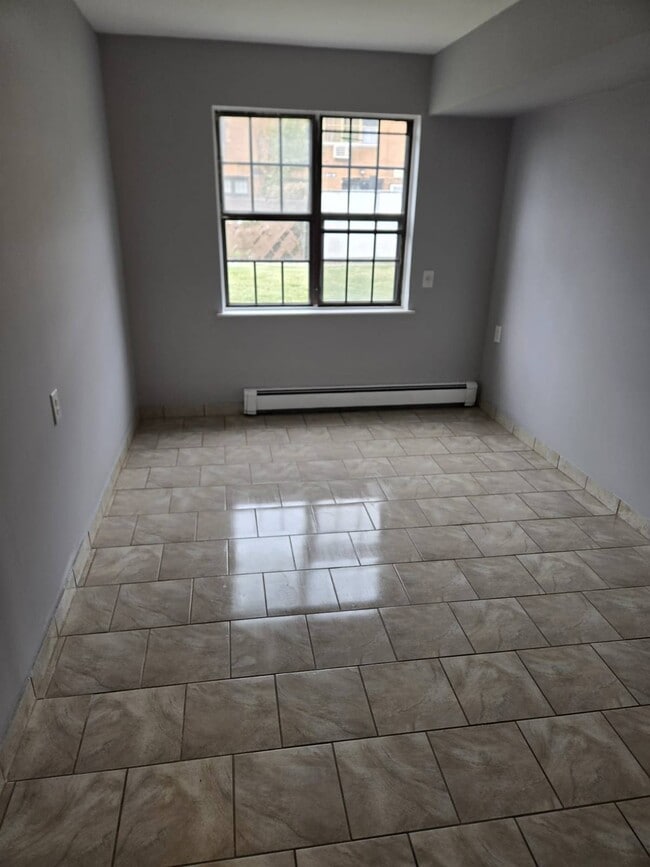 Building Photo - 156-0-156-79 79th St