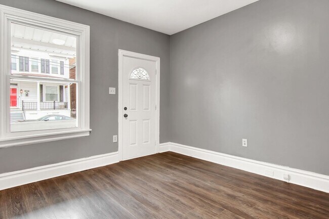 Building Photo - Coming Soon! Charming 3 Bedroom, 1.5 Bath Home in Steelton, Pa!