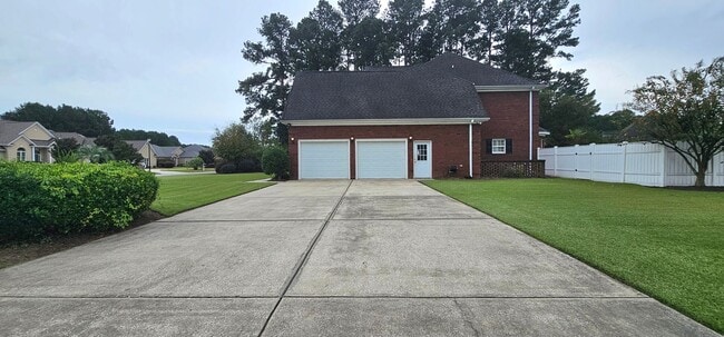 Building Photo - “Elegant 5-Bed Executive Home with Pool – ...