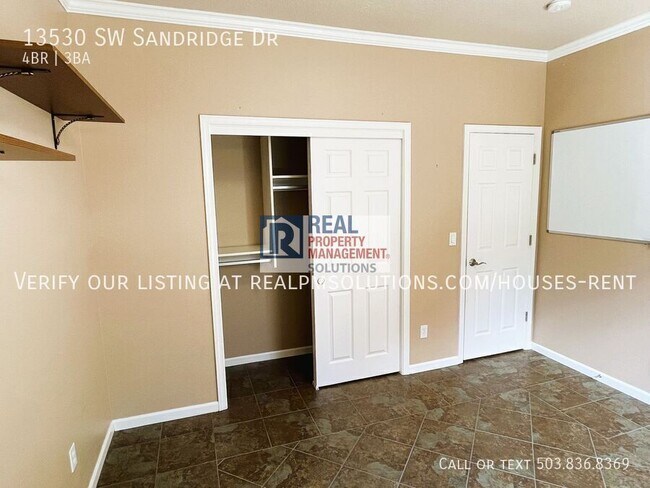 Building Photo - 13530 SW Sandridge Dr