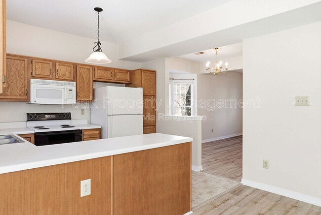 Building Photo - 2930 Queensland Dr