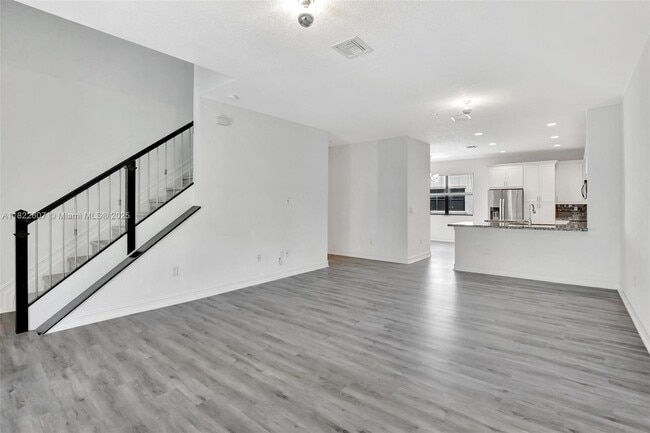 Building Photo - 11549 SW 13th Ct