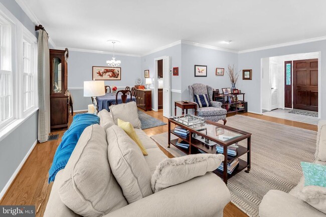 Building Photo - 2708 N Kensington St