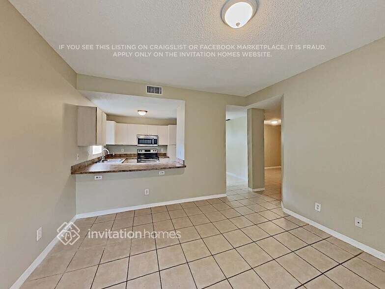 Building Photo - 3457 NW 112th Way