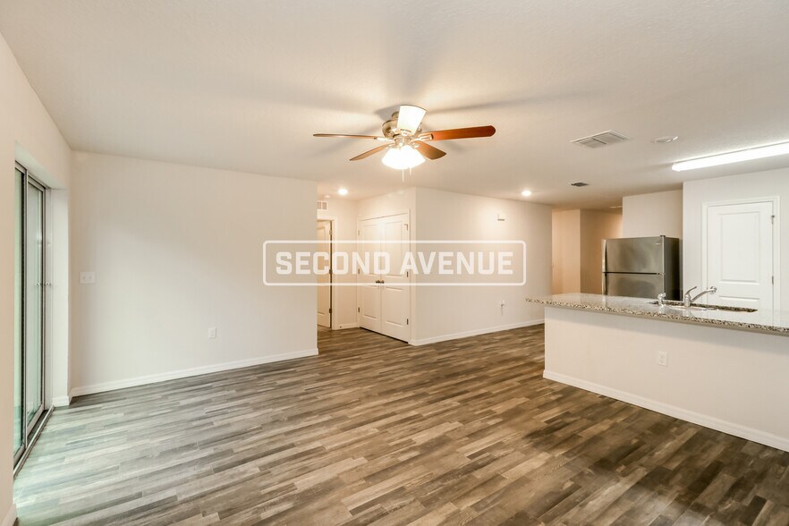 Building Photo - 2983 W Camilo Dr
