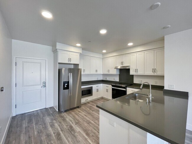 Building Photo - Contemporary Living at Osgood Residences –...