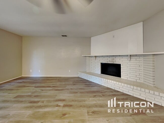 Building Photo - 509 Forestwood Dr