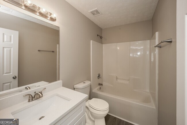 Building Photo - 1478 Bogota Way