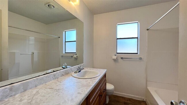 Building Photo - 2013 Margalene Way