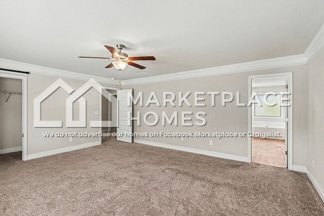 Building Photo - 845 Crescent Ln