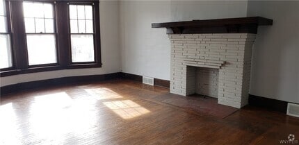 Building Photo - 46 Roanoke Pkwy