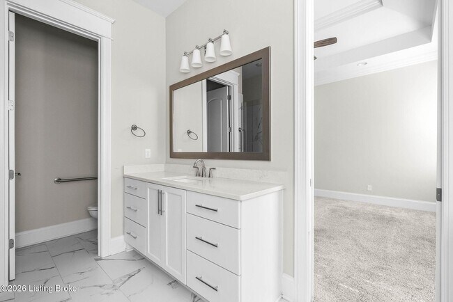 Building Photo - 6204 Moonseed St