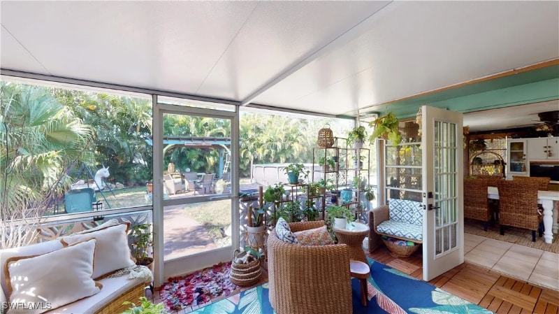 Building Photo - 5216 Versailles Ct
