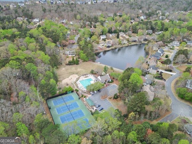 Building Photo - 4229 N Mountain Rd NE