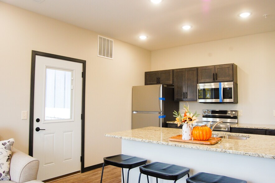 Mill City Apartments 1612 Dorset Ln New Richmond WI 54017 Apartment