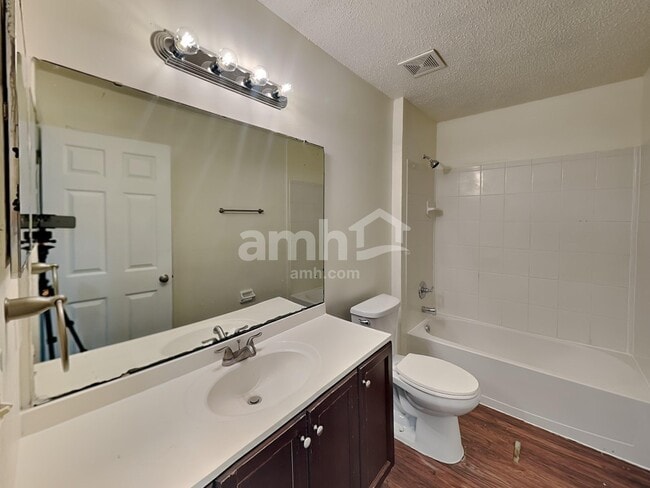 Building Photo - 6628 Morse Glen Ln