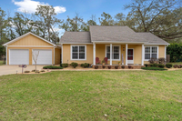 Building Photo - 10715 Sycamore Ridge Ln