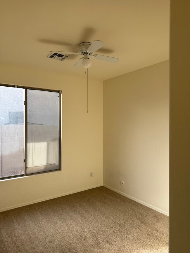 Building Photo - 4234 E Shannon St