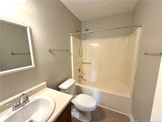 Building Photo - 2201 Twinflower Ct
